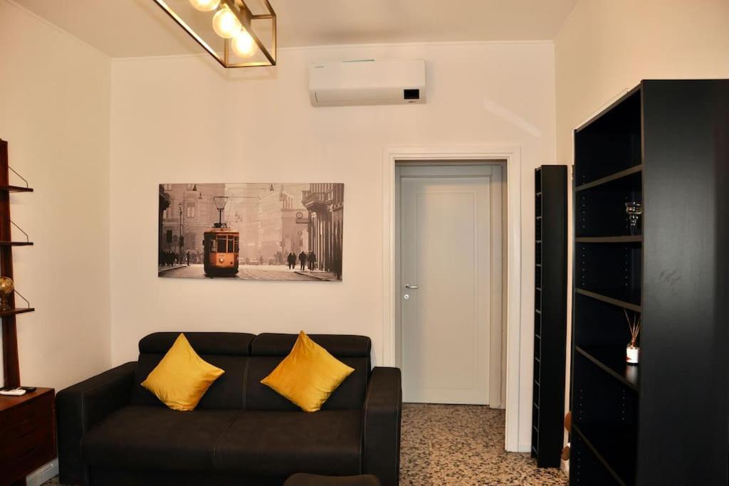 M.Aurelio Black & White Milan Exterior photo